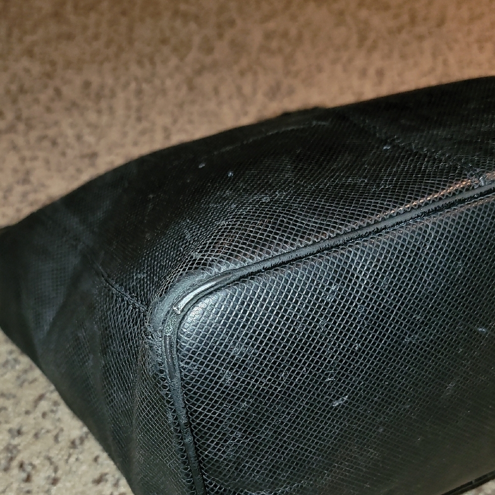 Bottega Veneta Black Crossbody Bag - Picture 7 of 16